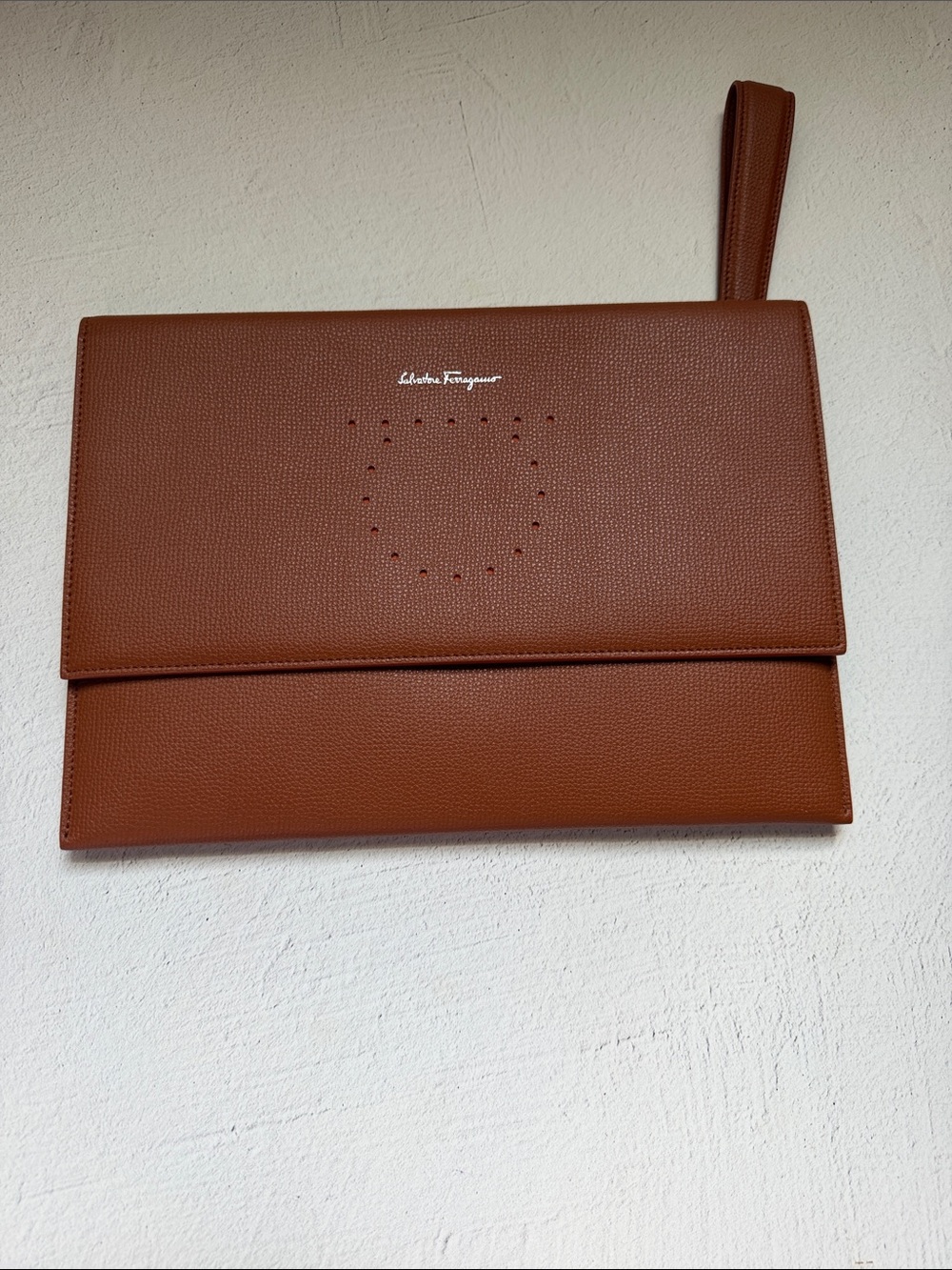 Salvatore Ferragamo Leather Envelope Clutch - Picture 5 of 17